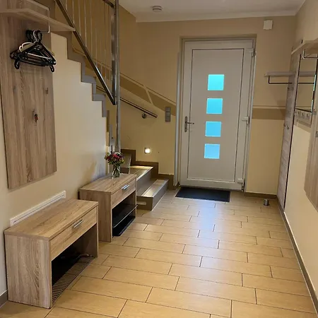 Mit 6 Schlafzimmer Und Sauna Ovs 116