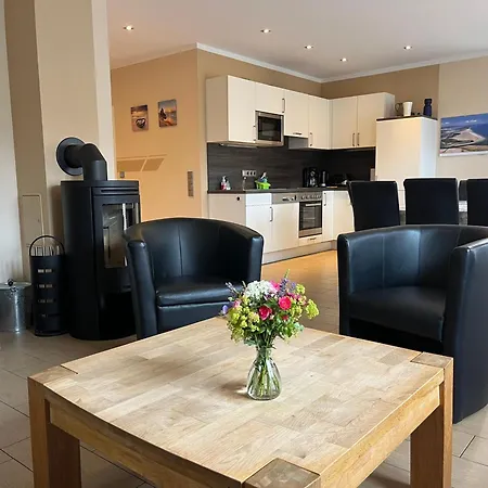Mit 6 Schlafzimmer Und Sauna Ovs 116 Apartamento *