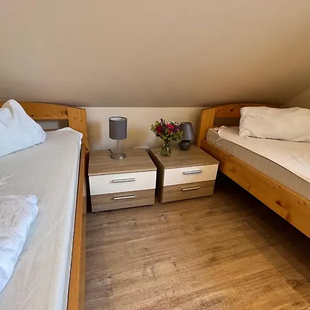 Mit 6 Schlafzimmer Und Sauna Ovs 116 Apartman Boiensdorf